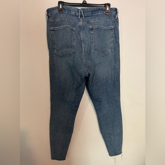 Good American Good Legs - Picture 3 of 4